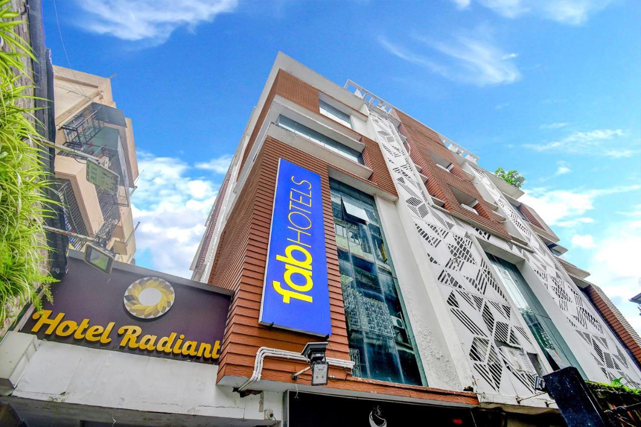 Hotel Radiant Calcutá Exterior foto